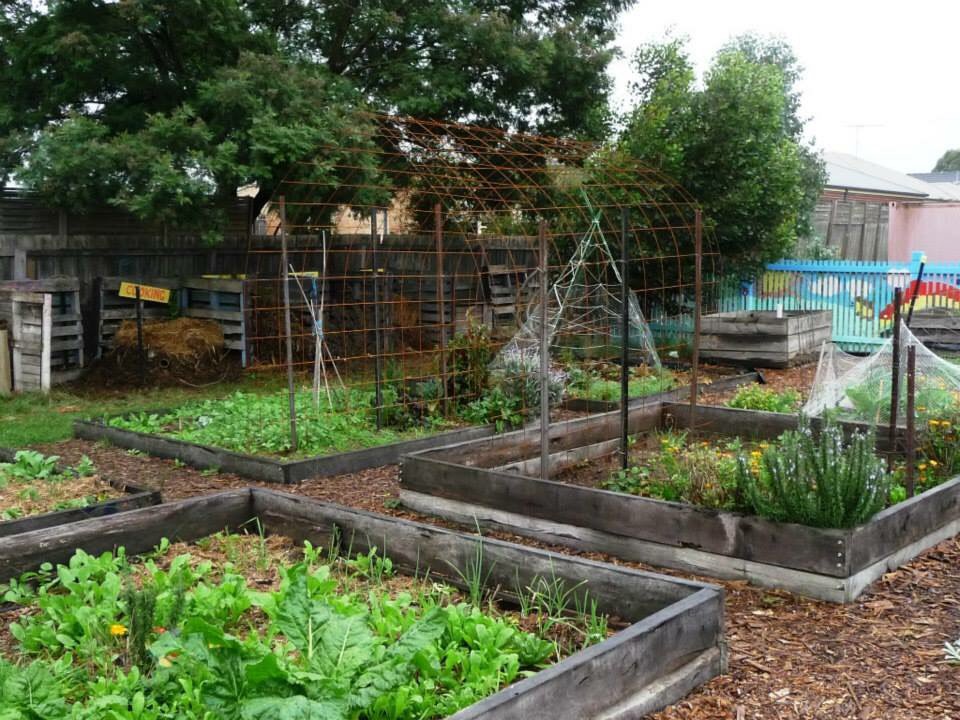 LionsAustralia's tweet photo. Lions grant provides new shelter for community garden in Lara, VIC https://t.co/ndIrozSpWx #Lions100 #Community100 https://t.co/2hGjQ1fiRc