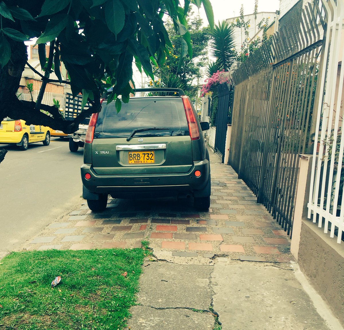 PeatonBog's tweet image. ¿Opiniones?