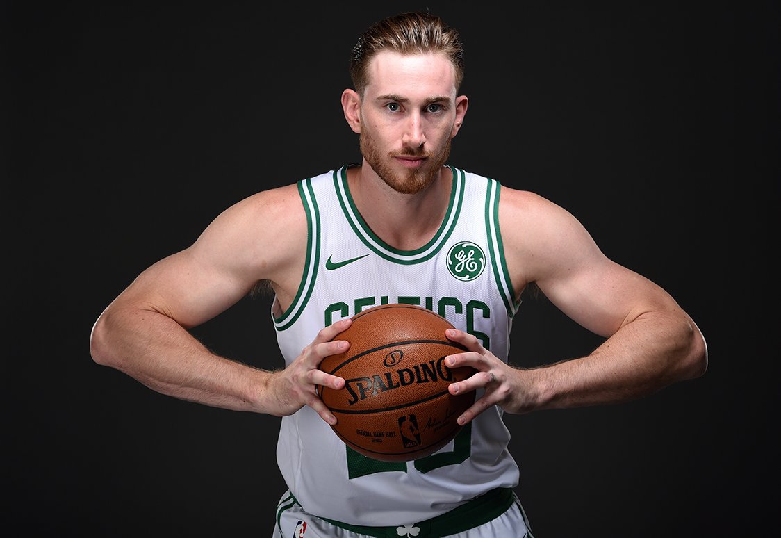 CommonRoomPod's tweet photo. Five minutes into the season and the Celtics could have a big problem
https://t.co/ukfeH7koTJ https://t.co/isLCNukJeh
