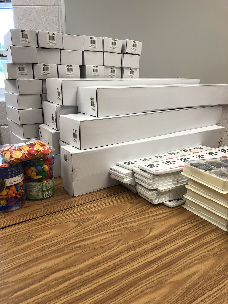 CFRedBirdsMath's tweet image. New math tools were delivered today! Excited to share some of my favorite tools with Ts and Ss! #handsonlearning