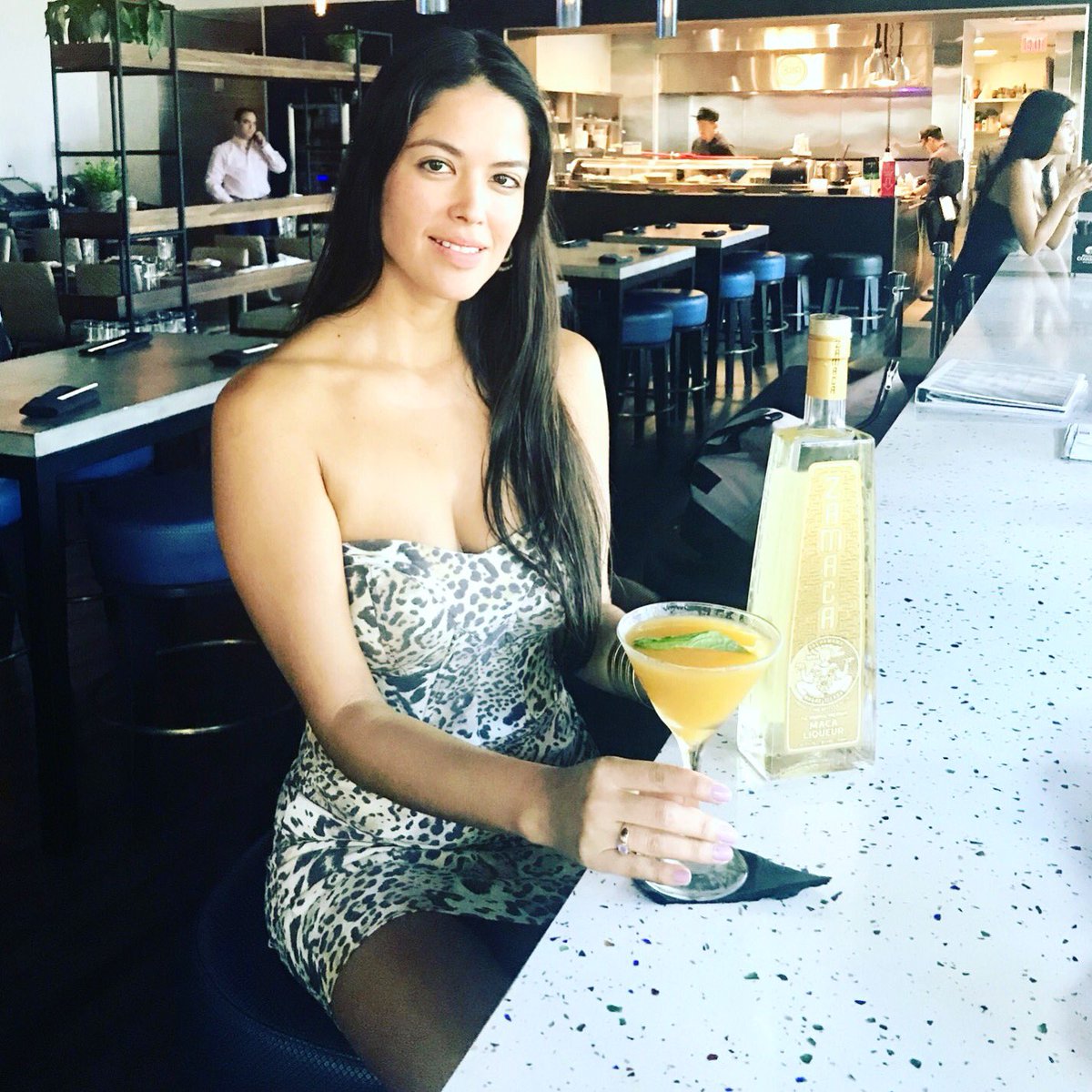 Maribel_Miami's tweet photo. #Peruvian #Nikei + #Zamaca #cocktail #delicious #Tasting #Mixologist #PeruvianMaca #Vodka #Unique #finestliquor #Working #CoralGables  🍹 https://t.co/tHFcIaYcXi