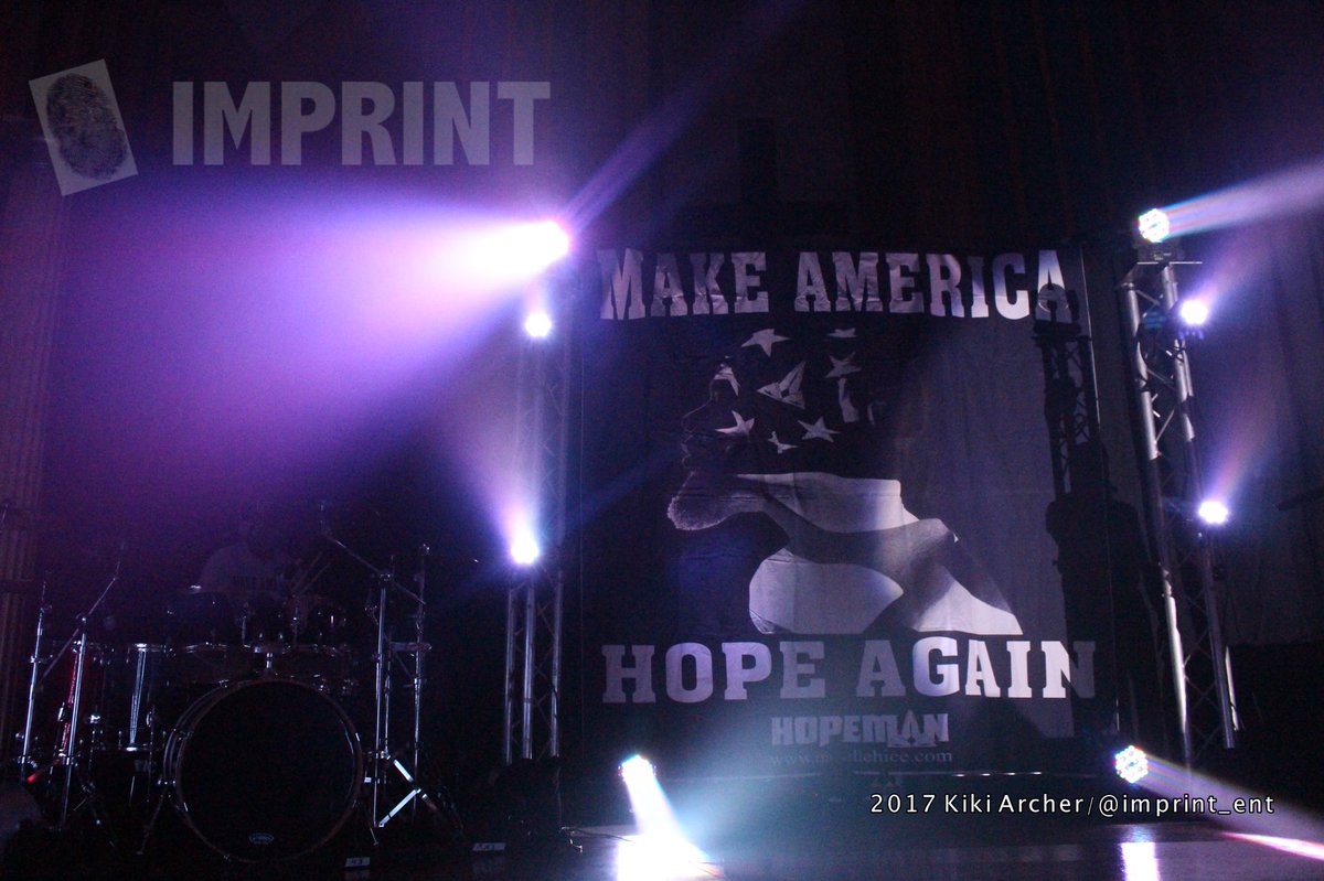 NavelleHice's tweet photo. All from the 💪🏾!
#MakeAmericaHopeAgainTour ATL 🔥🙏🏽 https://t.co/rXijQGiygL