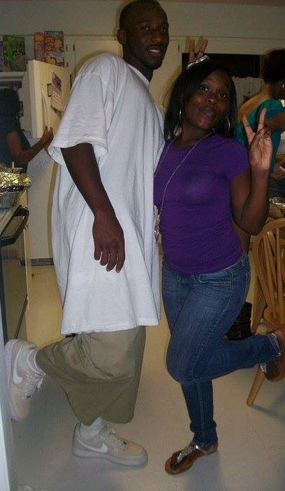SheTooGrown's tweet photo. Inseparable since I met you in 2009... My big lil brother 💚💚... #RIPkrys #6shit https://t.co/vpBXue30z8
