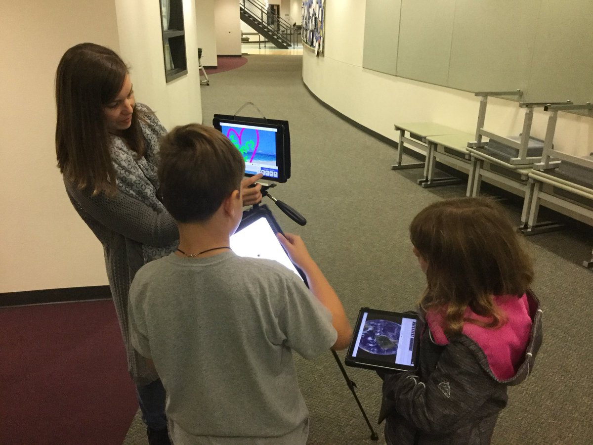 cconners07's tweet photo. Ike 3rd gr sts excited and engaged in #hourofcreation this morning. Can’t wait to see what they create with their #vpsipad! @vpsitf https://t.co/qhsdHHaLle