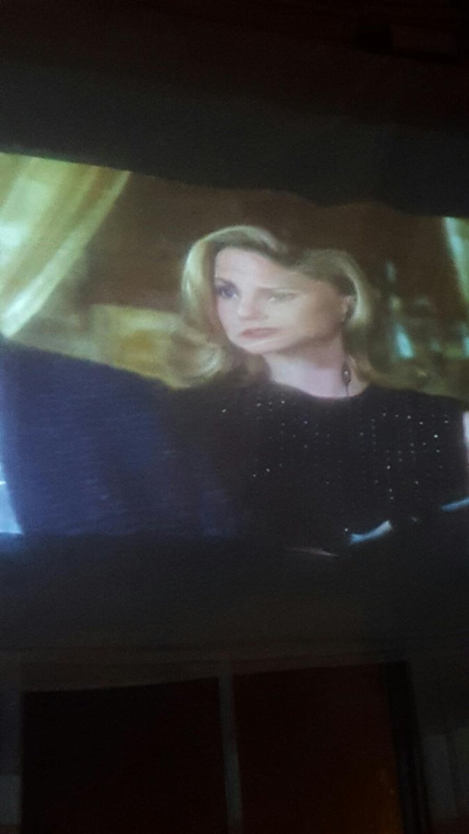 BlakeAlaina's tweet image. Watching The Princess Diaries with a projector &amp;amp; a wavy bedsheet is still one of the funniest things that's ever happened to me