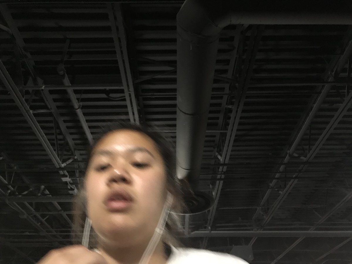 larrysabrianne's tweet photo. thought my spotify was pulled up on my phone &amp; used my headphones to turn up the volume but the camera was pulled up instead &amp; it took these https://t.co/idg8WnvD4R
