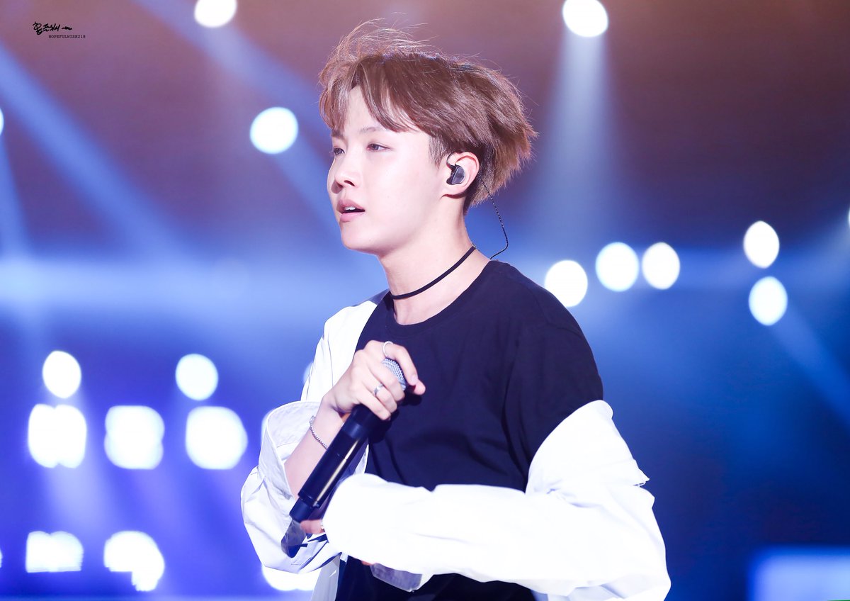 J Hope 171015 Bts The Wings Tour Kyocera Dome Osaka D 2 Jung Hoseok Wings Tour Hope Photos J Hope 171015 Bts The Wings Tour Kyocera Dome Osaka D 2 Jung Hoseok Wings Tour Hope Photos