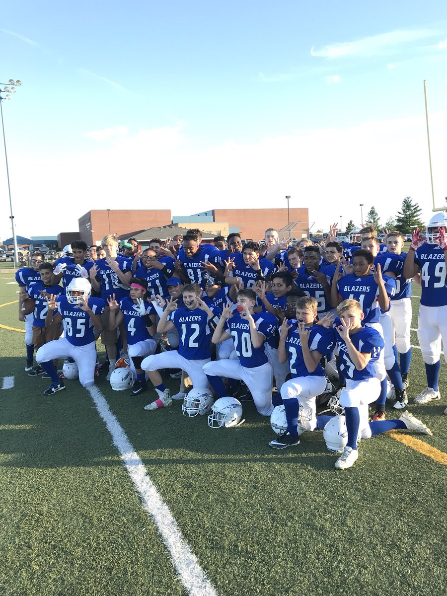 rob_bluett11's tweet photo. Number 3 these guys left it all on the field for you! #ForAr’mon ⚡️#3sUp. #WeMadeHistory @Blazerfball https://t.co/V4xeavxh2v