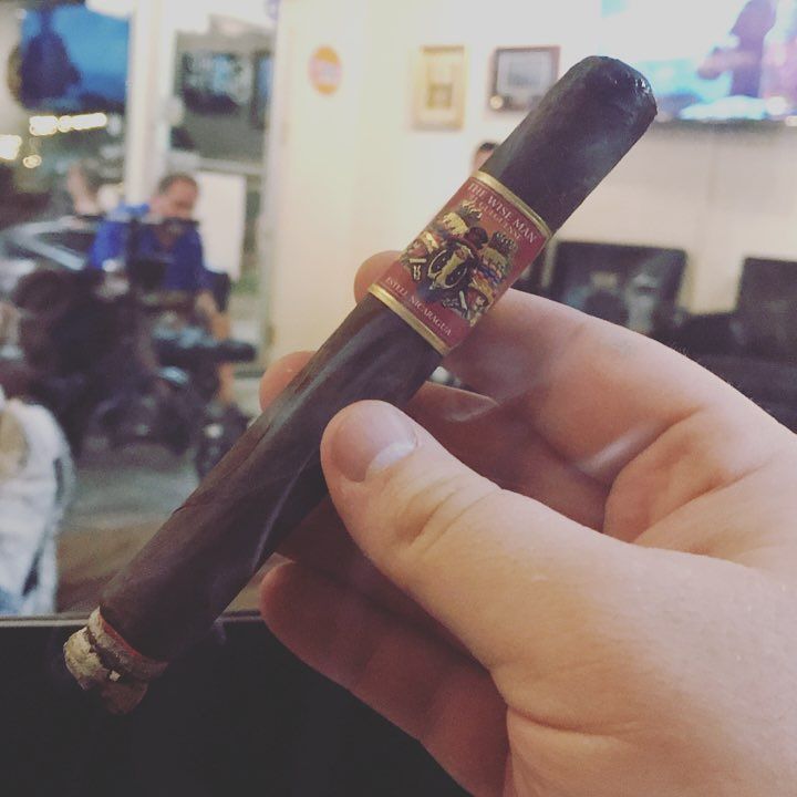 FTB_Anthony's tweet photo. @nickragua @foundationcigars new Wiseman Maduro is straight up 🔥🔥🔥#fofcrew #cigars #cigarians #botl #sotl #cigarge… https://t.co/dcAbVScvuI https://t.co/2YtOb5B4Le