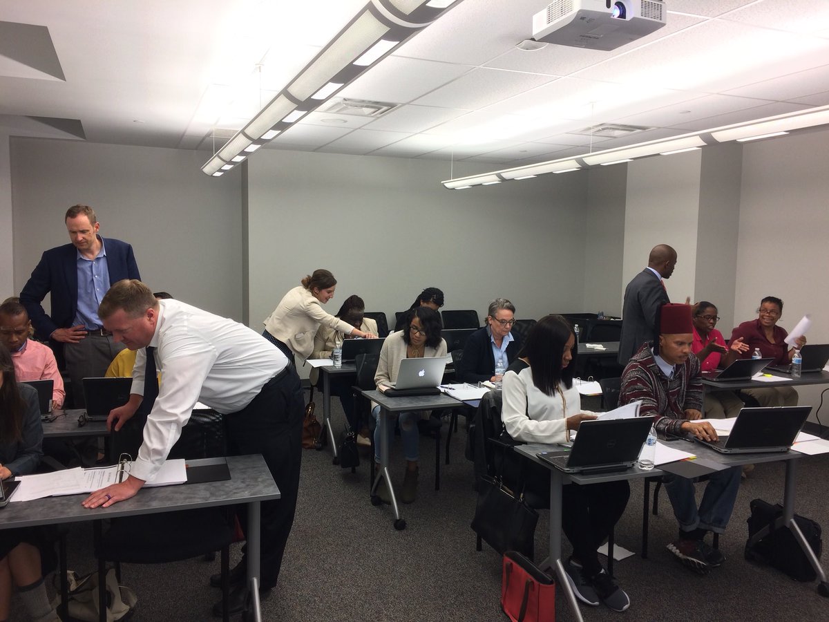 Real Estate CoPowerment Cohort hard at work on Real Estate Finance case studies again. <a href="/nhbdalliespgh/">Neighborhood Allies</a> @OmiceloCares  #letsbeallies