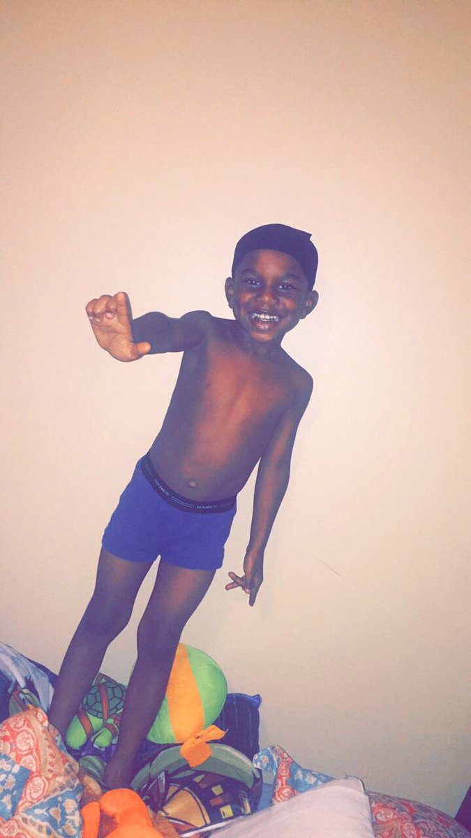 SLIMM_THICK12's tweet photo. MarquezJRยฎ#HisMiniMe๐๐ https://t.co/OrjHMY29Qk
