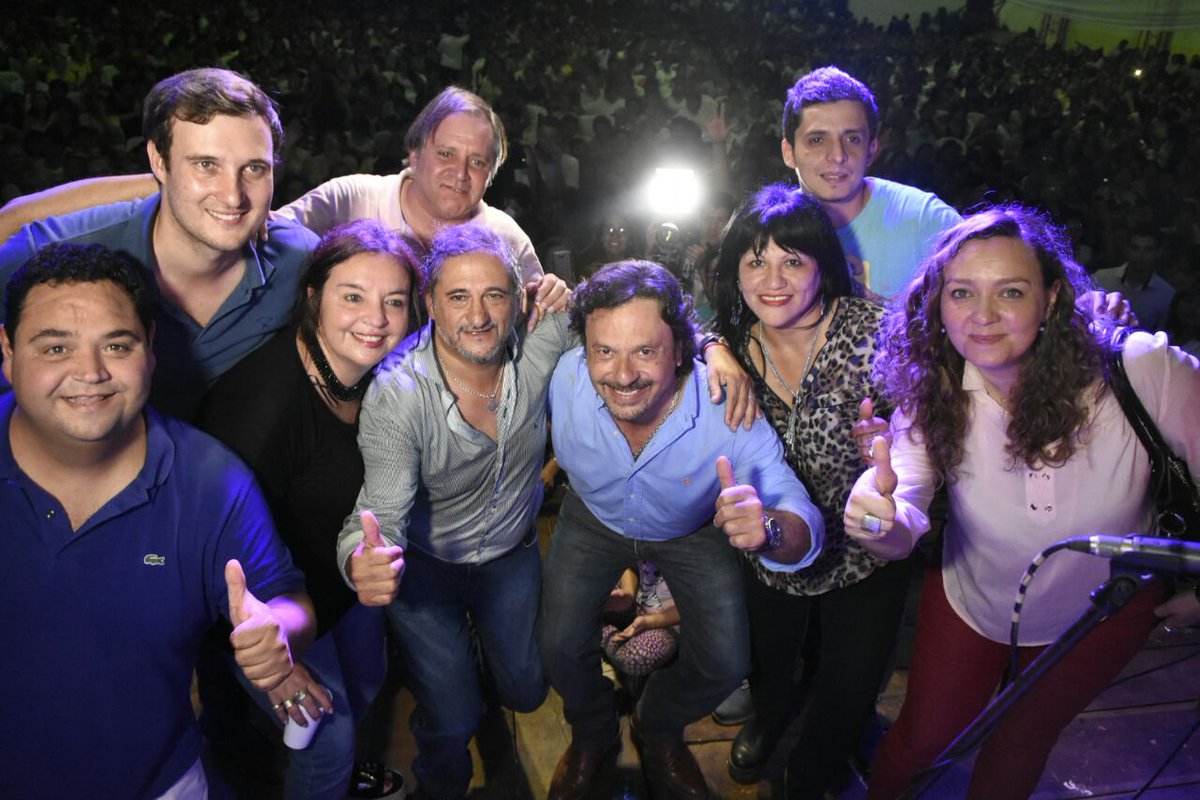 GustavoSaenzOK's tweet photo. Con un multitudinario acto festejamos el #DiaDeLaMadre y el cumpleaños de mi querido amigo @DiputadoGuaymas! @CristinaGomezOK @GLopezMirau https://t.co/uh0vrxTRx3