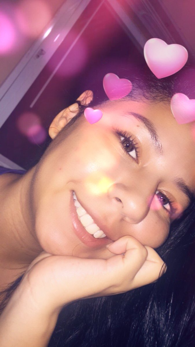 thalybizzle's tweet photo. Ig: nathaly_vargasm https://t.co/rznIB32oGq
