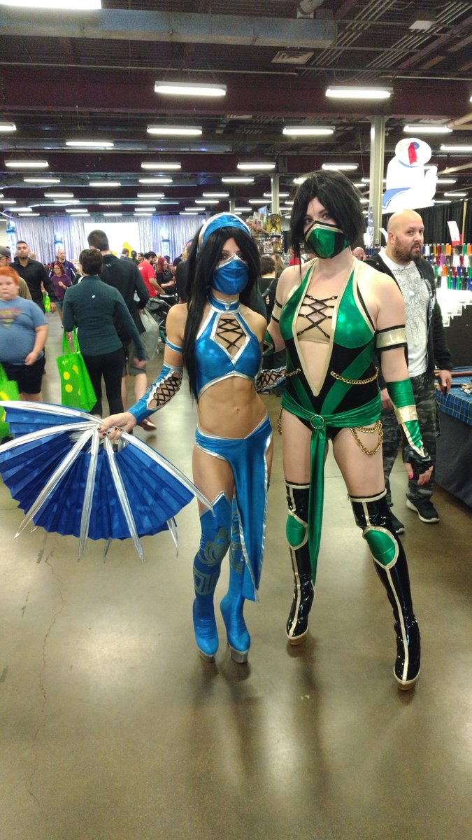 TefensTech's tweet photo. #LCC2017 #MortalKombat fan? Check out this Katana's fan!
Awesome cosplay from 2017 @ldnont_comiccon https://t.co/DBzHH86zSC https://t.co/EAyPIzrNl3