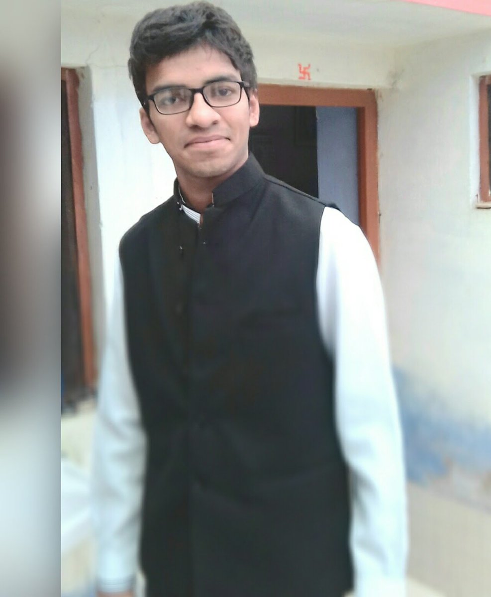 sirshivamm's tweet photo. #HappyDiwali #letsCelebrationBegins #keepEnjoy # https://t.co/VxzD4DH3gs