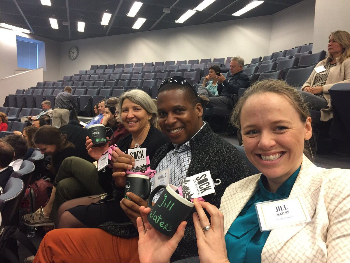 #iln17 back row bling