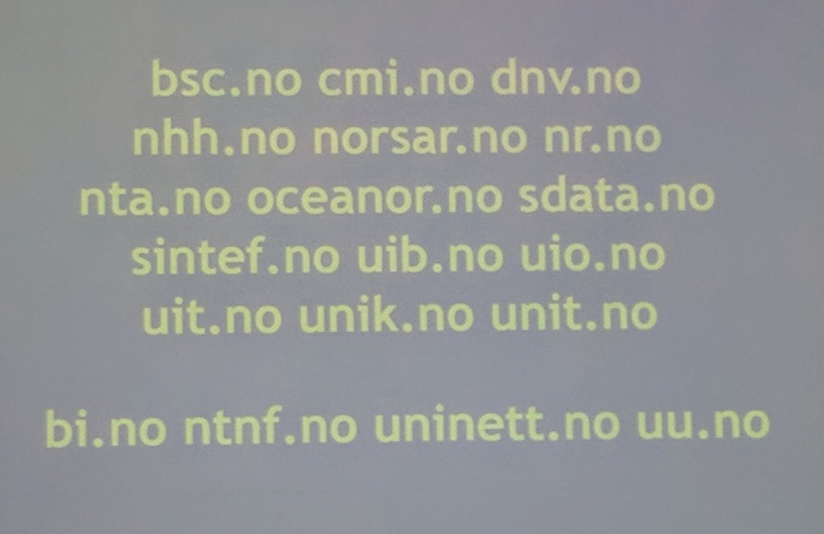 Første 19 domenenavn i .no - fra 1989 <a href="/norid_no/">Norid AS</a> #norid