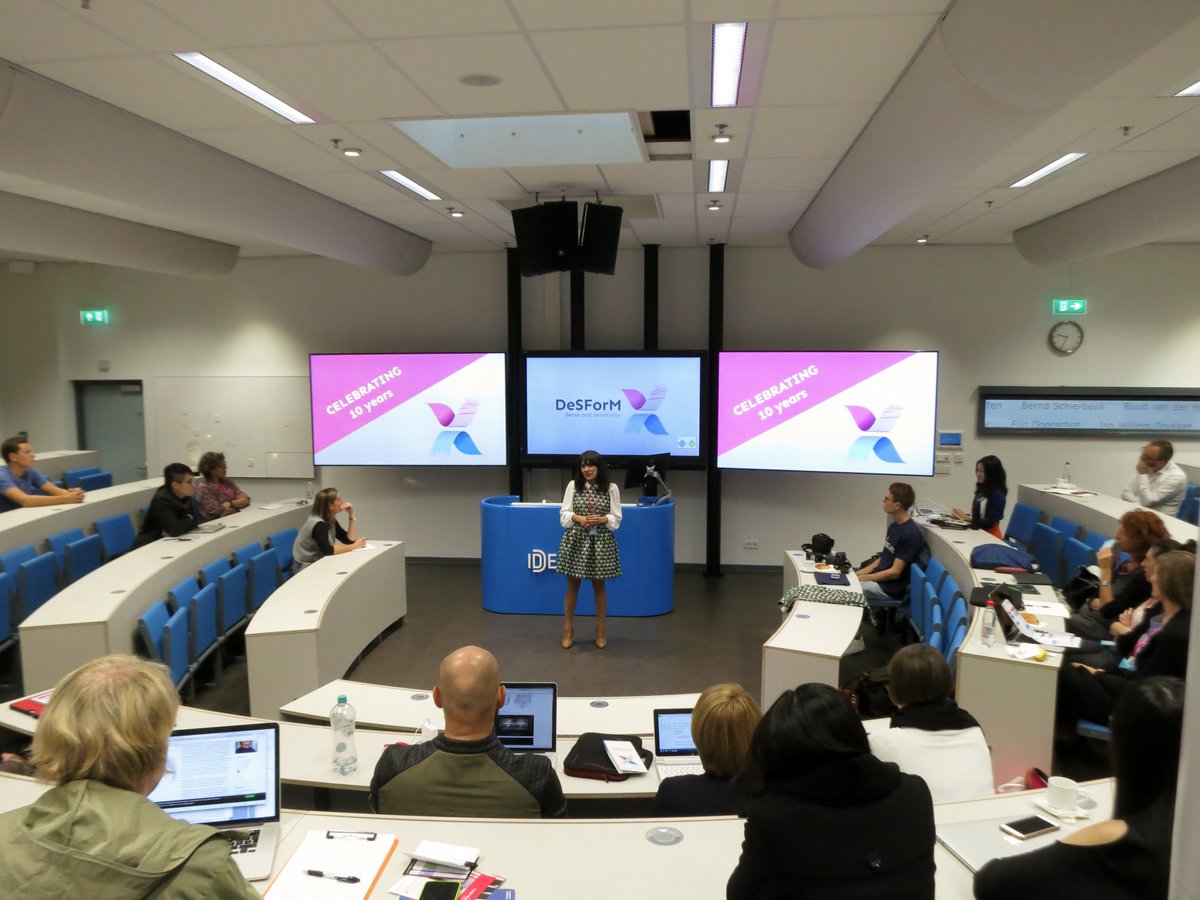 #desform2017 Elif Ozcan opens the 10th anniv Desform conference