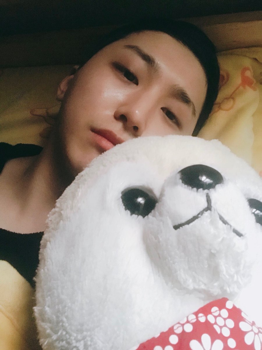KimDaesungBR's tweet photo. [FOTO] 18.10.17 - Atualização do twitter/instagram @ACESEAAIITE. https://t.co/bwFD7l0o6D