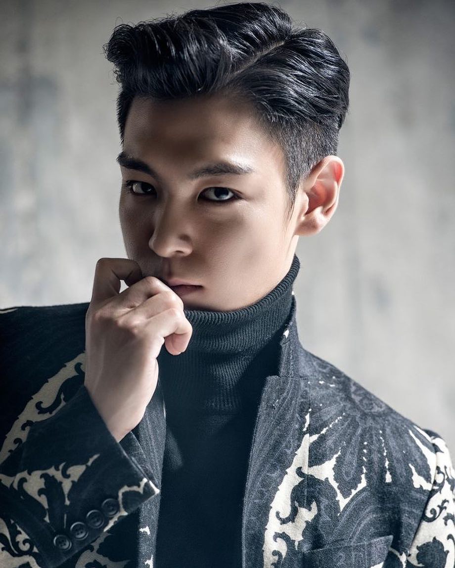 yg_visuals's tweet photo. TOP
- yes. the TOP as in top
#BIGBANG 
(2) https://t.co/hSGM7kqjVA