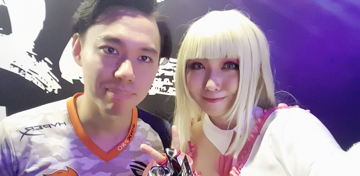 vickumikoko's tweet photo. The main reason why I look foward to SeaMajor every year! =fangirl=
Congratz @tokidoki77 for the win!!!!

#SEAM2017 https://t.co/In2q9LZ7lP