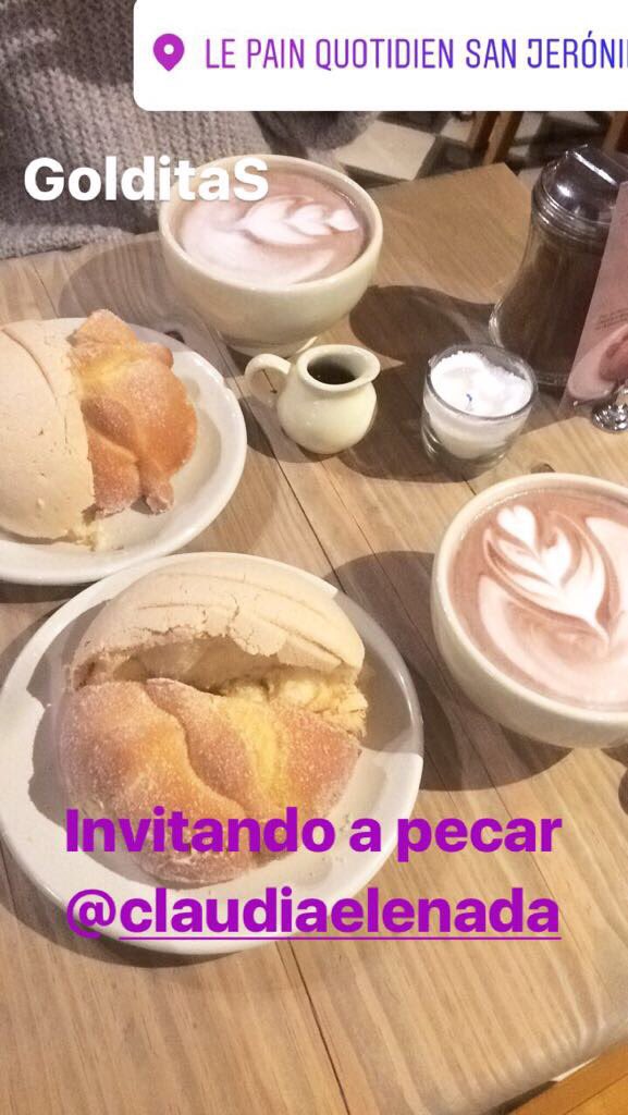 ClauDueMx's tweet photo. Aquí en @LPQMX compartiendo la glotonería con @DamianaBej 
Hace años que no lo hacíamos 😋😋
✅Recomendación: Chocolate belga y una concha https://t.co/WduyFa83Td