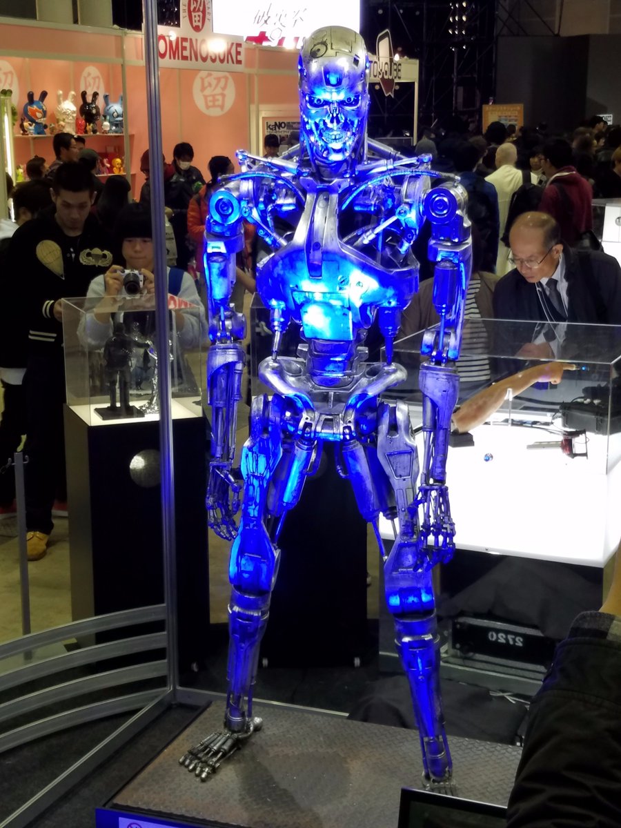 justicedition's tweet photo. Terminator at #tokyocomiccon2016 https://t.co/lrEfTNSSmo