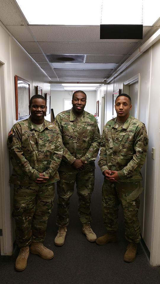 moss01983's tweet photo. This is why I love doing what I do. I had the opportunity to meet some very motivated Soldiers today here on Ft Irwin. https://t.co/diwx9eSCq8