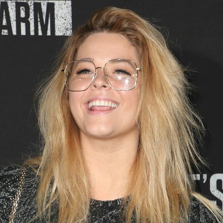 Pieterse_thirst's tweet photo. You NEVER disapoint us.
Thank you for being you, i love you❤ @SashaaPieterse 
#SASHAHOLICSFOREVER #PROUDOFSASHA #HugsForSashy https://t.co/aOKsfXfwmE