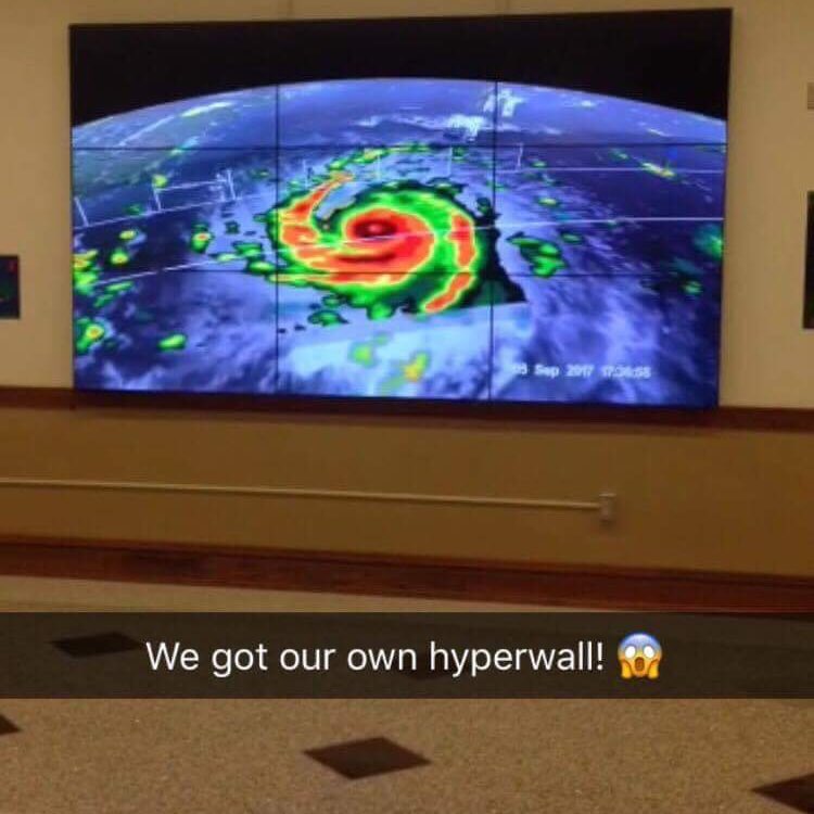 CliMAS_Illinois's tweet photo. The #hyperwall is up and running in the Natural History Building! https://t.co/ABFh6HmTKf