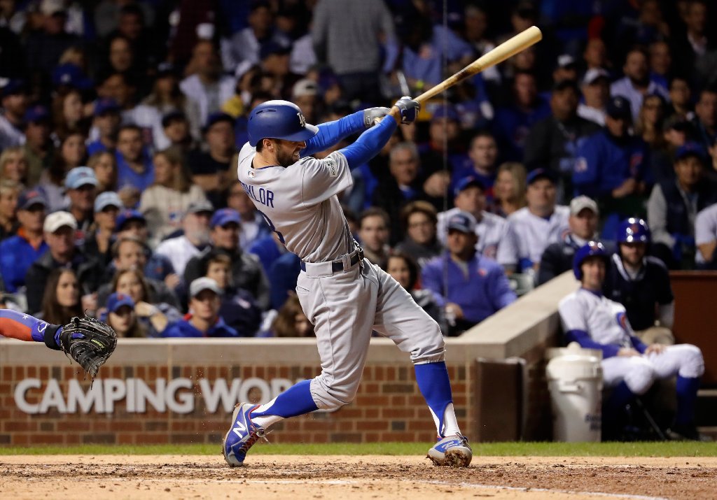 latimes's tweet photo. Dodgers beat Cubs 6-1, take a 3-0 NLCS lead https://t.co/ZTYlo5rvI3 https://t.co/cB5i7qqt2m