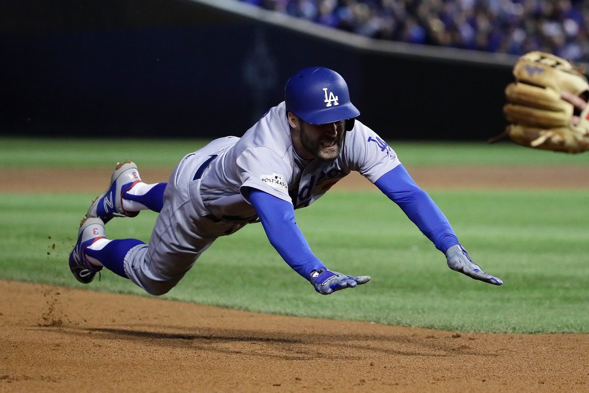 latimes's tweet photo. Dodgers beat Cubs 6-1, take a 3-0 NLCS lead https://t.co/ZTYlo5rvI3 https://t.co/cB5i7qqt2m