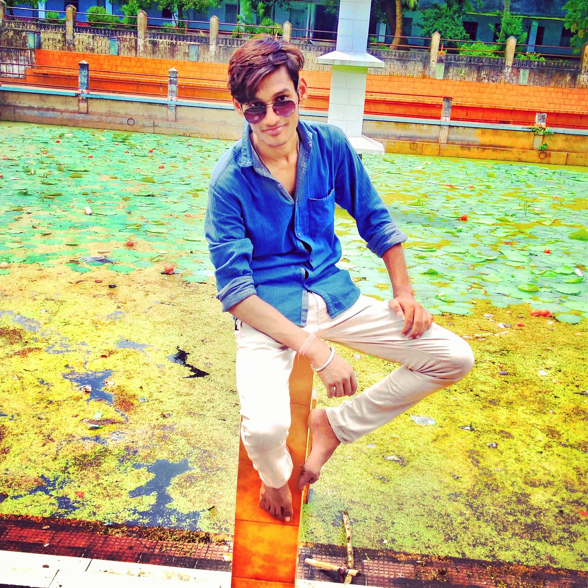 Princerajshukla's tweet photo. #photoshoot #photographer #actorslife #TwitterReviewsAnything #anywhereiscoming #style #AttitudeAwards #cameraman #pixel2xl #DSLR #pics https://t.co/J32iOte2nr