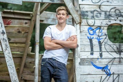 t)움베르토 에코의 장미의 이름이 드라마로. 윌리엄 수사 역에는 존 터투로, 멜크의 아드소 역할엔 독일 배우 다미엔 하둥이 맡는다고. 존 터투로가...