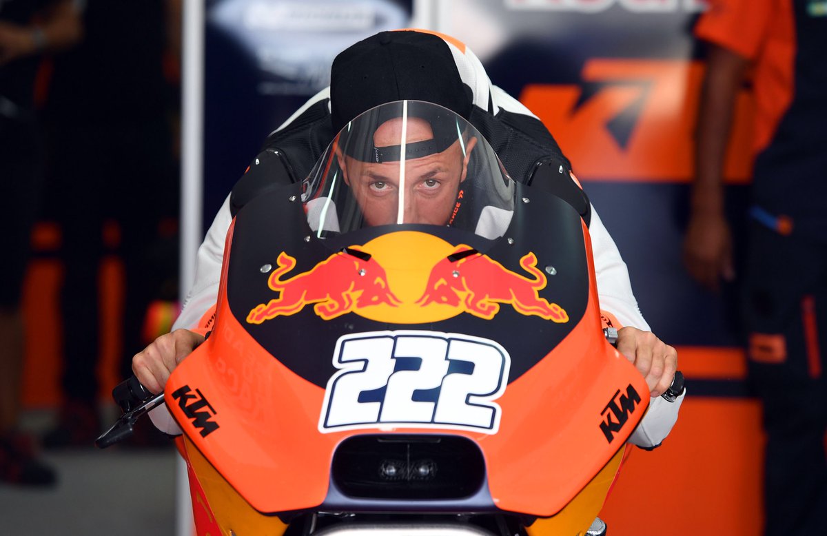 KTM_Racing's tweet photo. PICTURES @Antoniocairoli 🔛 #KTM #RC16 @CircuitValencia 🇪🇸 on KTM PRESS CENTER.
🖥 https://t.co/UF4yVuX1Oc
📷 #StefanoTaglioni https://t.co/cOuHaakSsI
