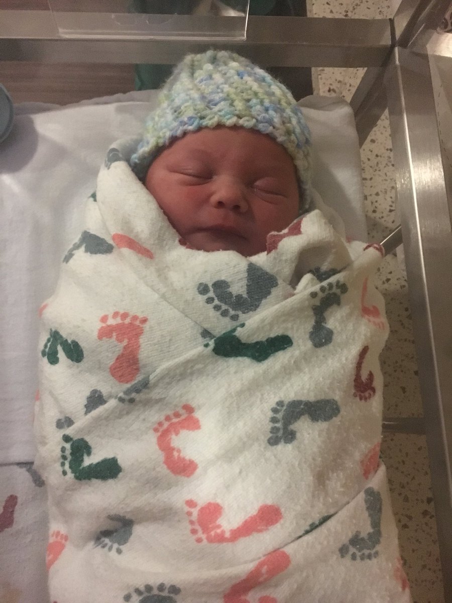 amykhankins's tweet photo. After a very long emotional day, my sister was a champ &amp; made me an Aunt to the most beautiful boy ever 💙👶🏼 https://t.co/PICVuQQNfD
