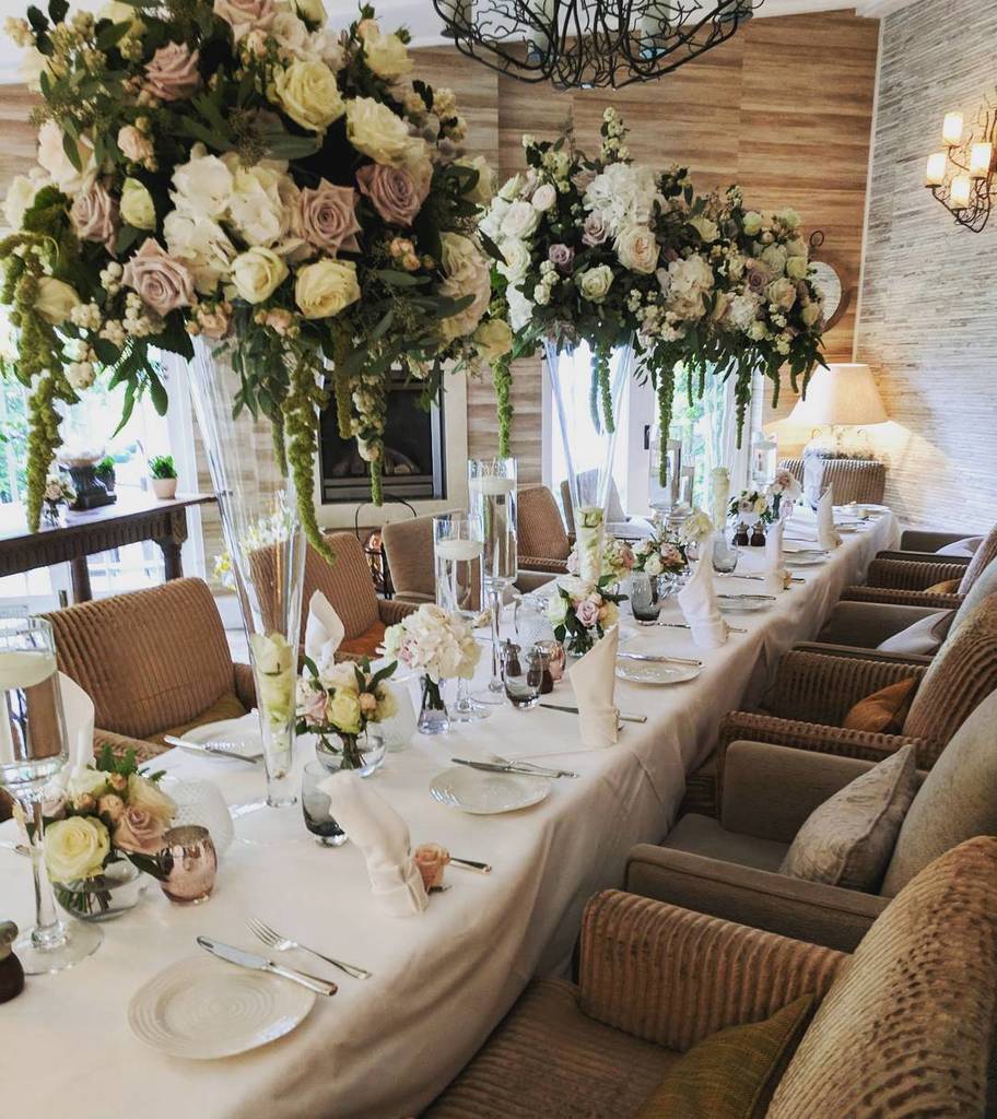 FloristBowness's tweet photo. Banquet table decorated for dinner The Gilpin Hotel. Soft muted colours of cream, pale coffee and greens.
#lakedis… https://t.co/8XZrGGjboZ https://t.co/iwbrPZA1kV