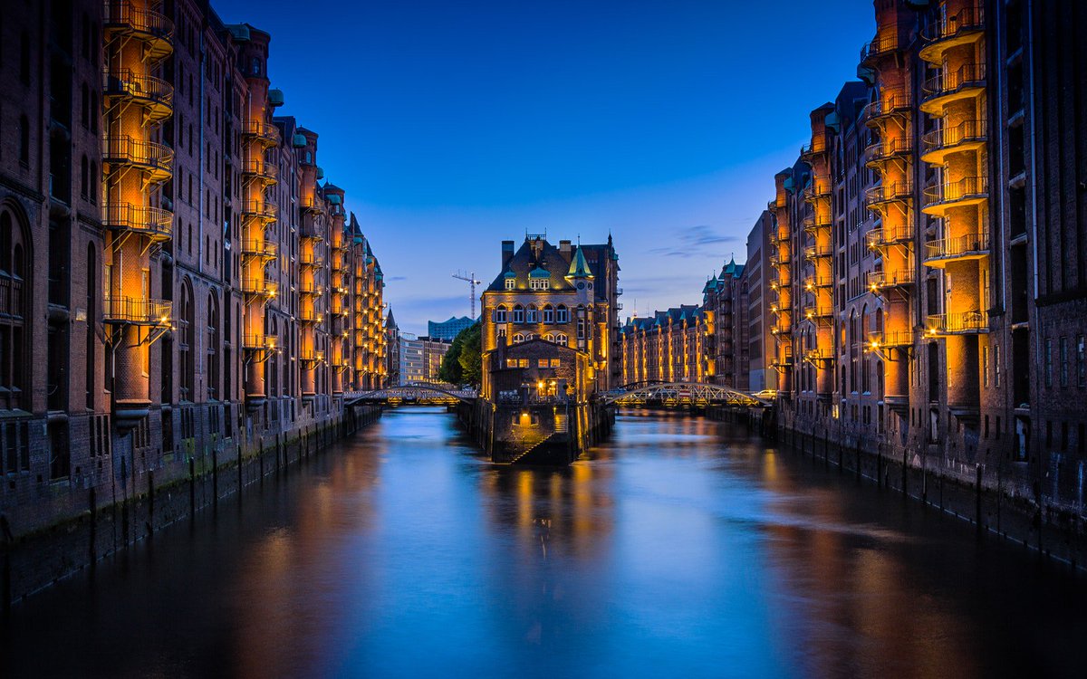 How beautiful does Hamburg look! Who's visited Germany before? Which is  your favourite German destination to travel to? #Germany #Travel
