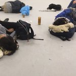 おつかれさまです。美大生の睡眠がヤバイ!これもある意味アートかも!