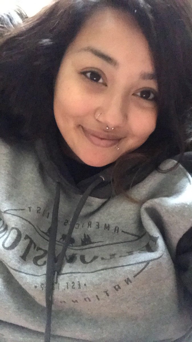 FabsFer's tweet photo. Goodnight 😘 #goodnight #bedtime #latina #seattlechick https://t.co/CXTe4HLGl3