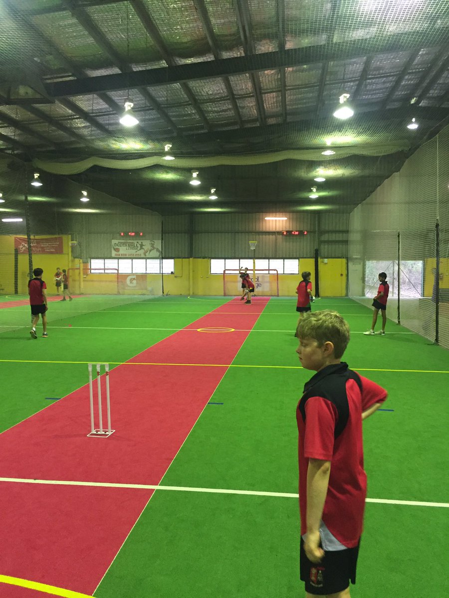 TerraceCricket's tweet photo. Great fun had by all here this afternoon 🏏 #downups https://t.co/J69XyvSVpx