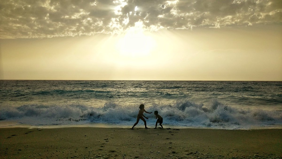 vasilisloupas's tweet photo. #ShotOnHTC Greece, Preveza this summer, shot on my #HTCA9 https://t.co/MqylVOm1or