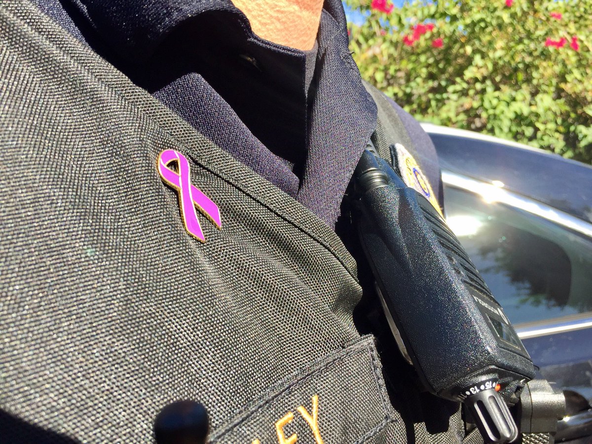 ASUPolice's tweet photo. #WearPurpleDay is Thursday at all @ASU campuses. Wear purple to raise awareness about domestic violence. https://t.co/45DmNUxCi4 https://t.co/DVe1dKXNwL