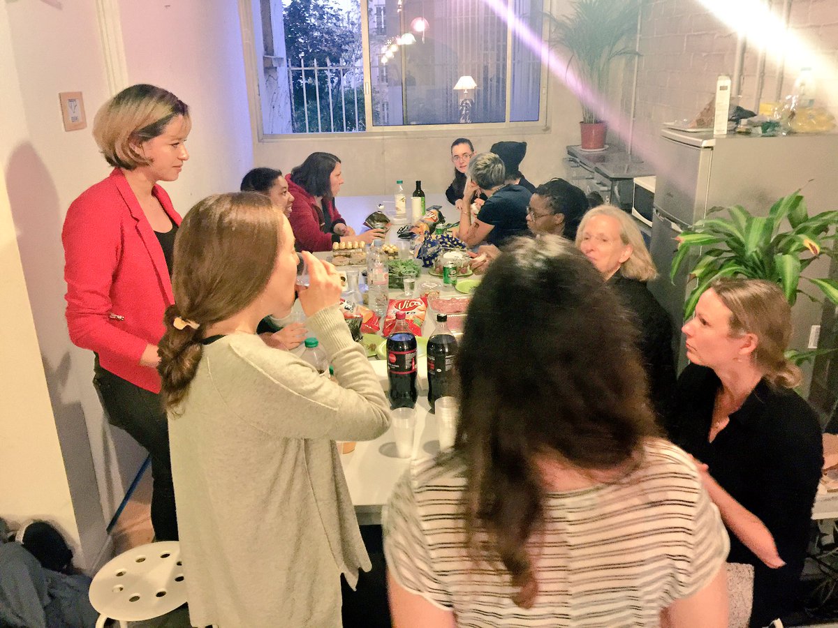 coderinheels's tweet image. .@WomenWhoCode #Paris members starting to gather for tonight's soft relaunch of @WWCodeParis, hosted by @WildCodeSchool @WildSchoolParis