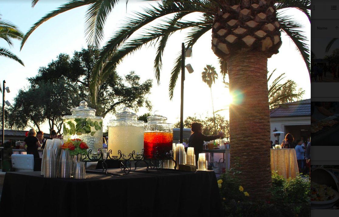 PandaCatering's tweet photo. Nice cool drinks to accompany delicious meals – we have all aspects of your party covered https://t.co/6r6HOkFFrY