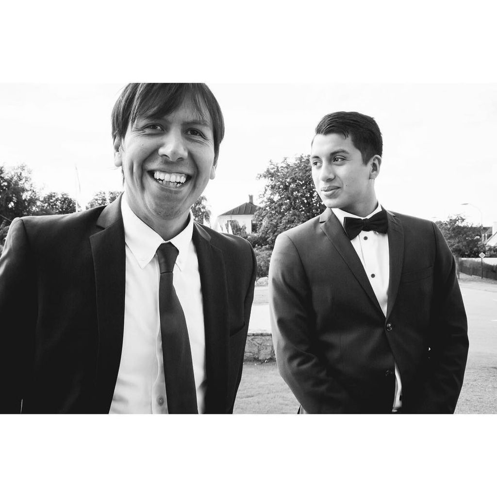 moa_thorneby's tweet photo. Good vibes before Rocio & Julians wedding ceremony. #7two9 #weddingphotography #sweden #wedding #style #contrast #love #colombianwedding #… https://t.co/DwlGfkm98b