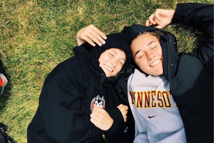 Jamie_Lindstrom's tweet photo. Happy birthday to my best friend in the whole world🎈🎈 love you 💗 https://t.co/jE1ZIMFea1