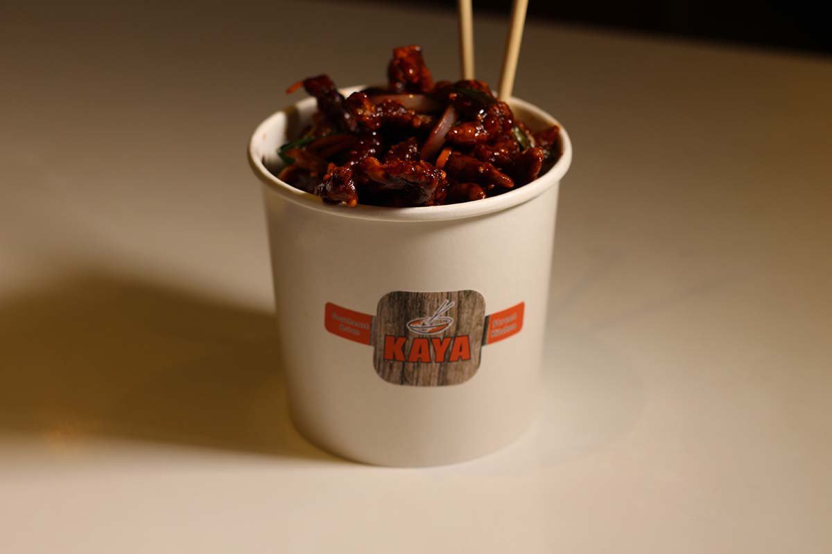 Asian Street Food is always a winner for dinner! order online ow.ly/BwvH30g5tlE #Cardiff #Food