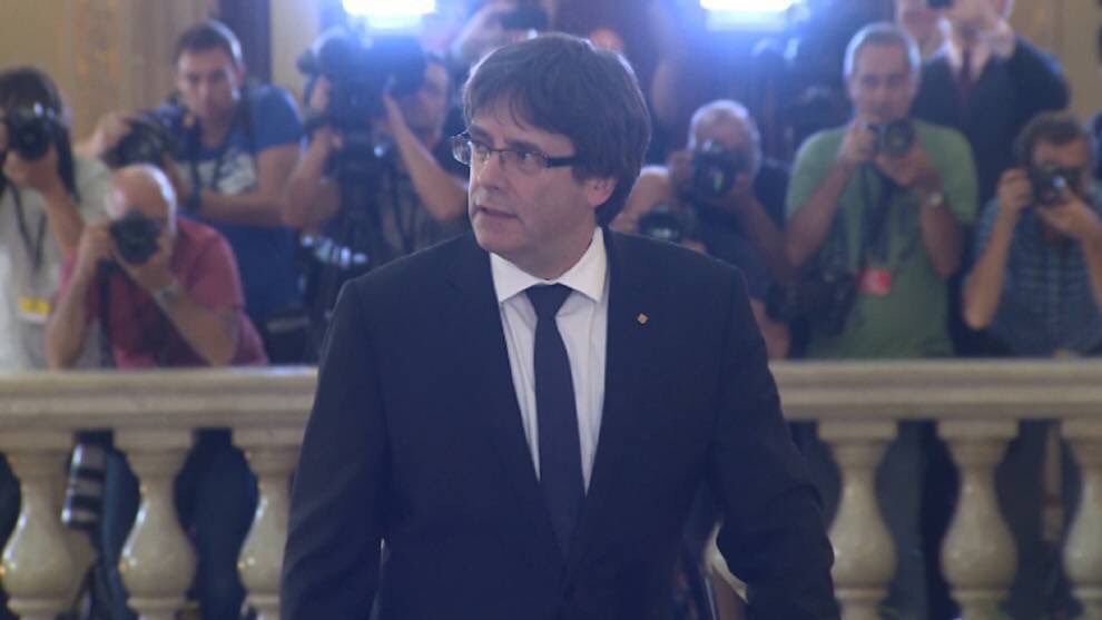 jpedrerol's tweet photo. Todos pendientes de lo que se le ocurra a un caballero al que nadie ha votado.... https://t.co/fmxF8kDig6