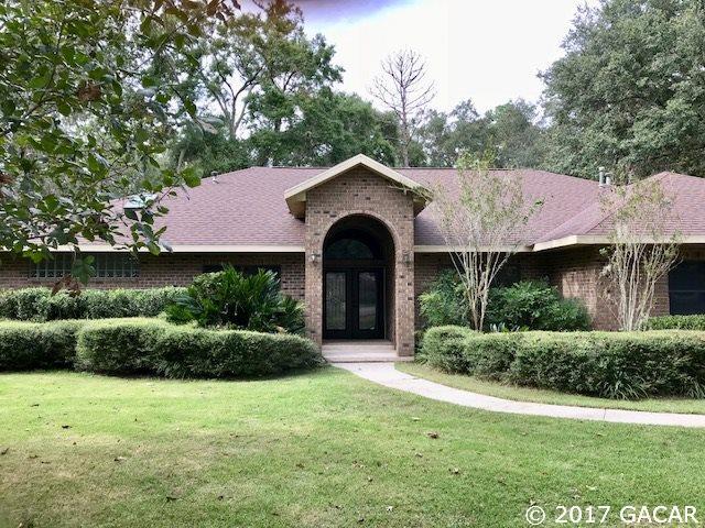 devinschmidtRE's tweet image. 3BR/2B+ Study w/ 1 ACRE lot in Ashton! Backs up to Devil&apos;s Millhopper, has a new roof, and a screened in pool! #UF …hmidt.gainesville.bosshardtrealty.com/homes/5848-NW-…